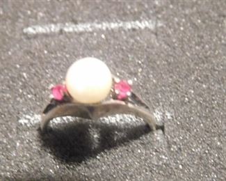 Pearl ring  With Sterling
