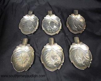Set of 6 German Silver Leaf Ashtrays
Auction Estimate $50-$100 – Located Glassware