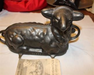 Griswald cast iron cake mold