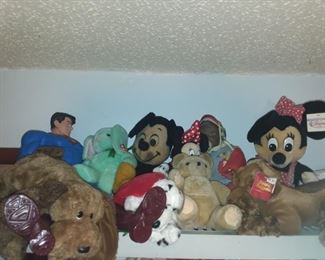 Stuffed animal toys 