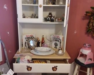 Cute country cabinet 