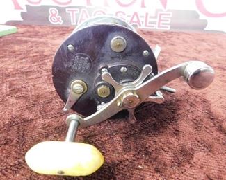 Vintage Penn 303 Reel