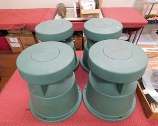Set of 4 Bose Outdoor Speakers(Working)