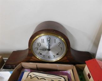 Mantle Clock