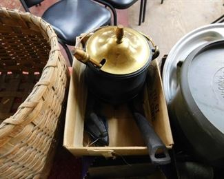 Lead Pot