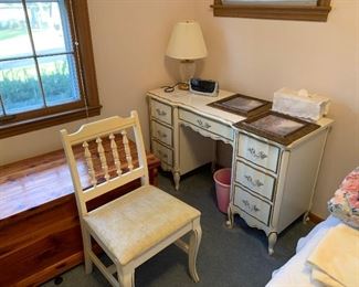 French Provincial Desk