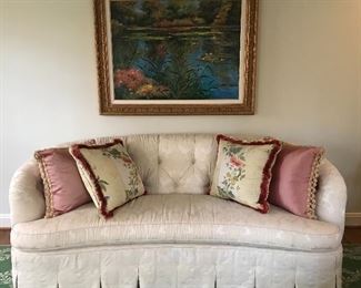 Matching sofa to the loveseat in the next photo