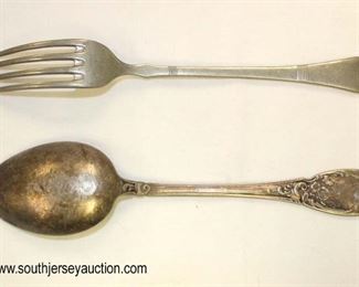 Lot 65: Fork and Spoon marked Das Reich (lot of 2)
