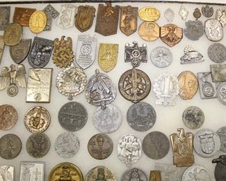 Lot 105: 66pc WWII German Day and Youth Badges or Tinni Badges (lot of 66)