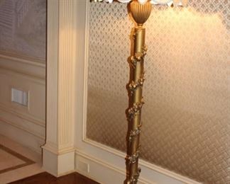 Gilt wood rose garland floor lamp