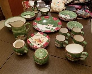 The Cellar Dinnerware Handpainted & Made in Italy (25 Pieces)