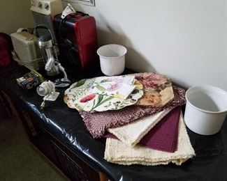 Heaters, Lamps & Placemats