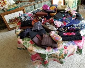  Purses, Make-Up Bags & Eye-Glass Cases