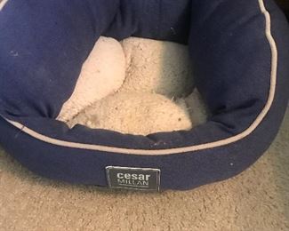 Pet bed