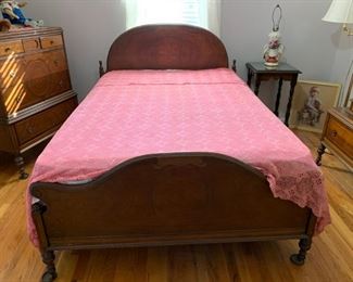 #15		Full Size Antique Bed Frame w/Rails	 $125.00 
#16		Simmons Beauty Rest extra Firm Full Size Mattress	 $50.00 
