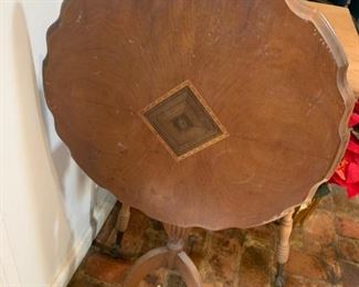 #40		Inlaid Flip-top Table 22x22x26	 $75.00 
