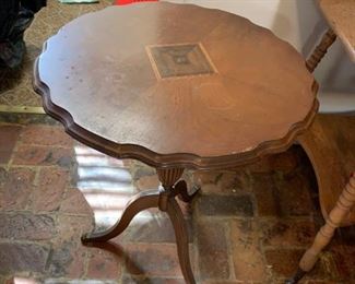 #40		Inlaid Flip-top Table 22x22x26	 $75.00 
