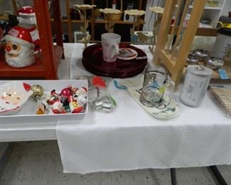 Holiday decor, kitchen items