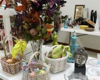 Easter baskets, decor
