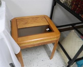 Second side table