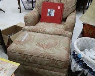 Chair w/ottoman