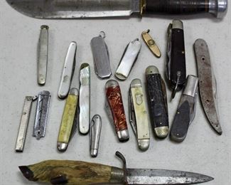 Collection of assorted knives