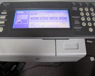 Konica/Minolta BIZ HUB 351 Copier. We bought this machine new and has had regular servicing. Includes all Manuals and extended page holder. Many features were never used.