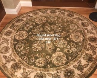 Round wool rug