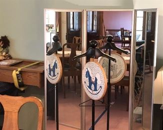 3 sided mirror