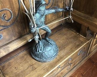 frog iron sculpture