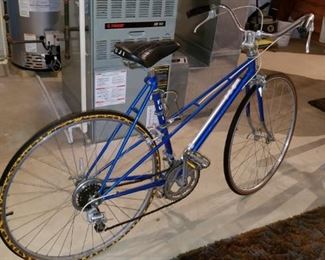 vintage Fuji bicycle