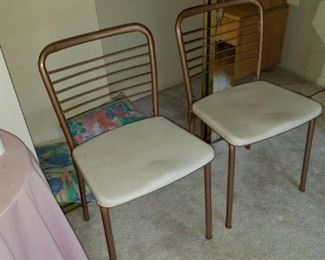 vintage metal folding chairs, 4 chairs w/ matching folding card table