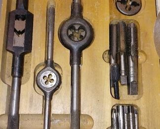 Garage Vintage Tap Set