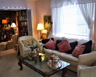 Italian White Leather Swivel Barrel Chairs and Sofa