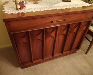 Mid century dining room set NICE !