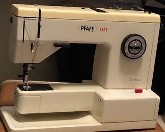 Pfaff sewing machine 