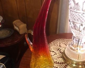 Yellow / Red Kanawha glass   Amberina glass