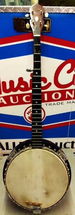 Vintage Gibson 5-String Banjo with Eagle Stencil on Back (AS IS)