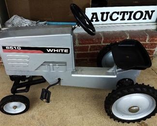 Vintage 4-Wheel, Chain Drive, Metal Pedal Tractor