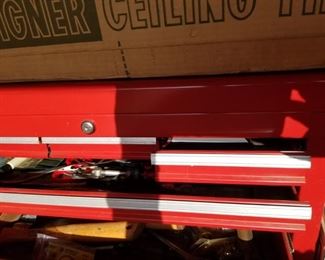 TOOL CHEST