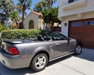 2003 FORD MUSTANG CONVERTIBLE, RUNS GREAT