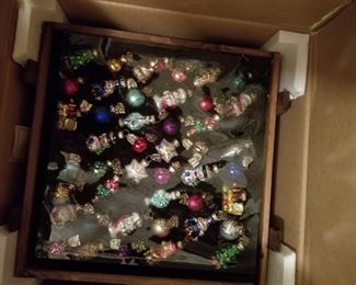 Miniature Thomas Capa Christmas ornaments 