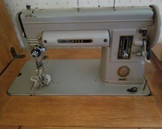 Vintage console Singer sewing machine