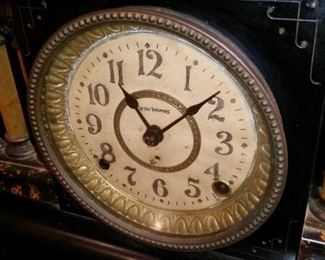 A closer look at the Seth Thomas clock