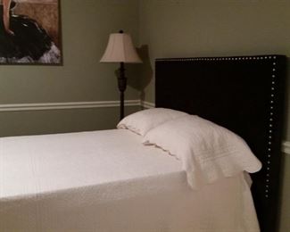 Full size bed with full/queen padded headboard