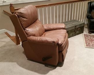 La-z-boy leather recliner
