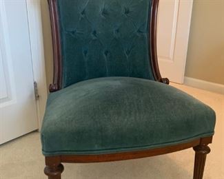 Horse hair antique chair-unarmed