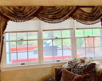51a. Custom Drapes 2 Large Swags 