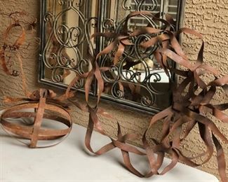 Metal Wreath, Angel and Easter Egg