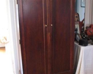 Armoire